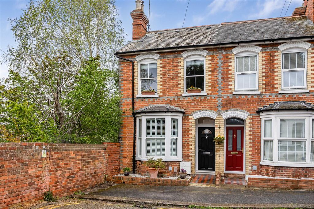 Property photo 1 of 21