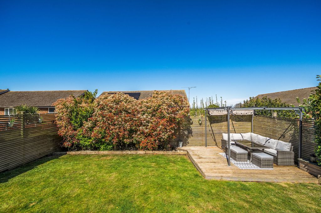 Property photo 2 of 22