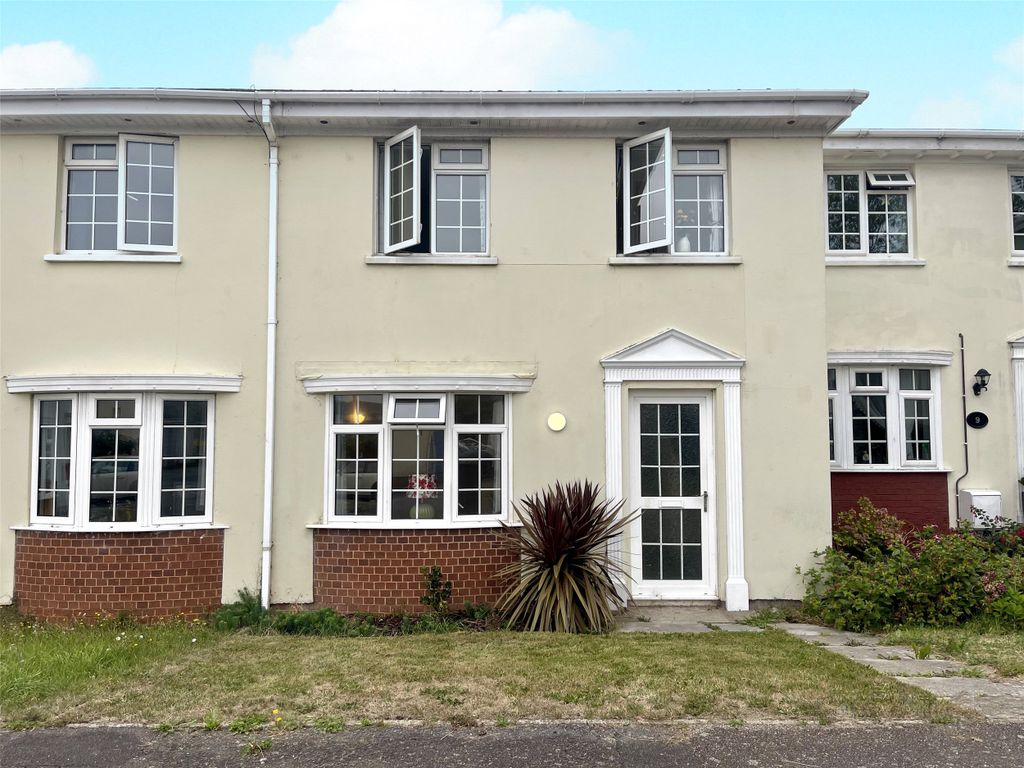 Property photo 1 of 9 Front
