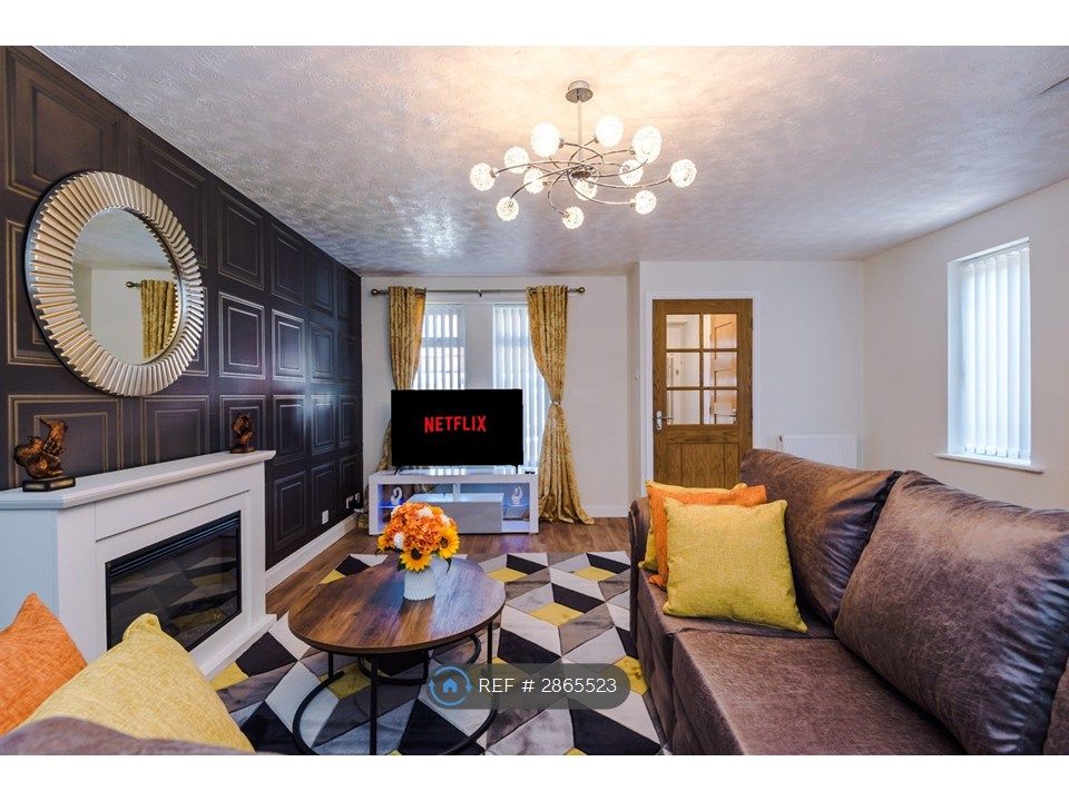 Property photo 1 of 25