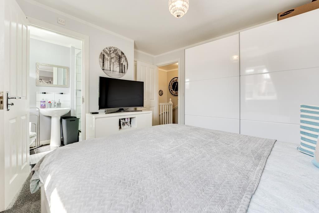 Property photo 2 of 29 34 Bunting Road, Corby-22.Jpg