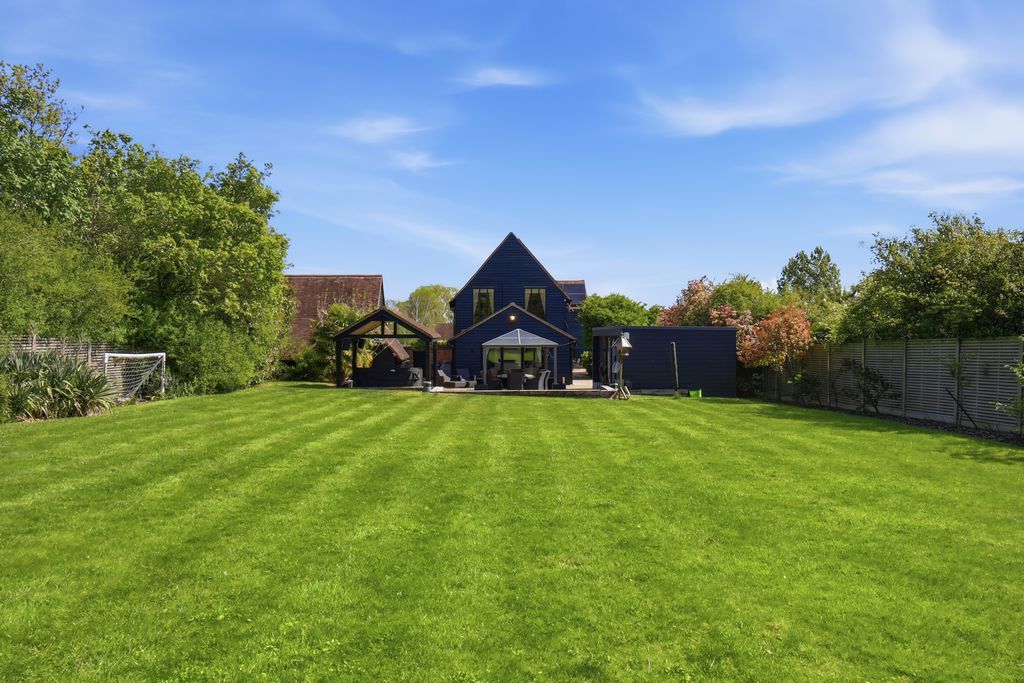Additional image 48 of 5 bed barn conversion for saleThe Barn, Church Street, Billericay CM11