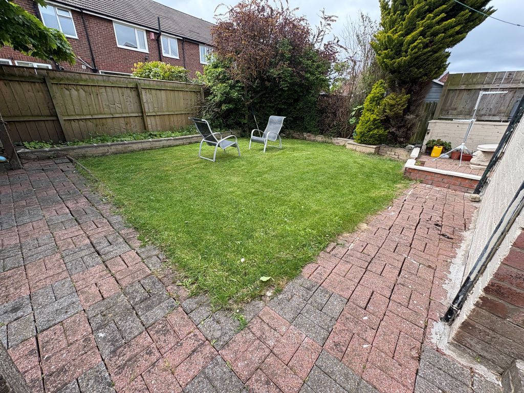 Property photo 2 of 8 Photo 10