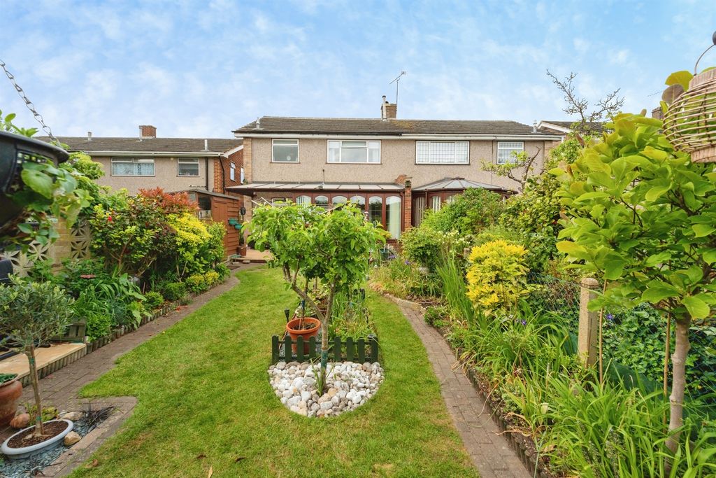Property photo 2 of 15