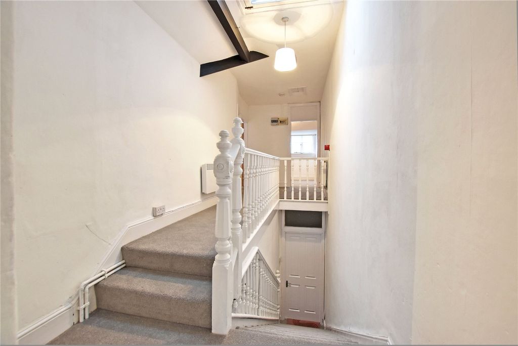 Property photo 2 of 11 Picture No. 06