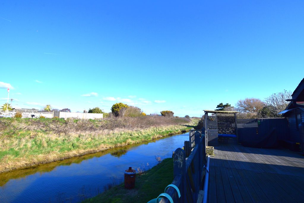 Additional image 15 of 4 bed end terrace house for saleCoast Road, Pevensey Bay BN24