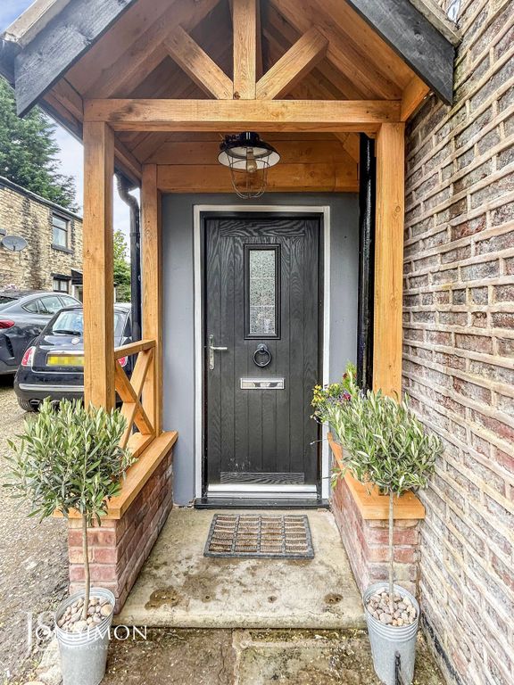 Property photo 2 of 24