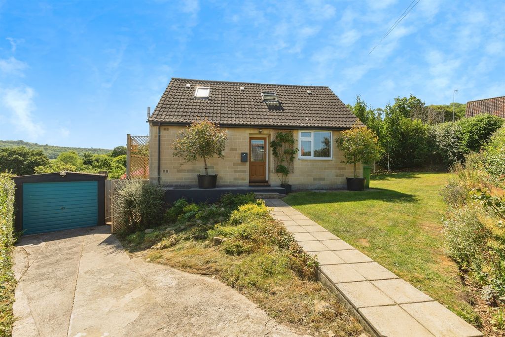 Property photo 1 of 19