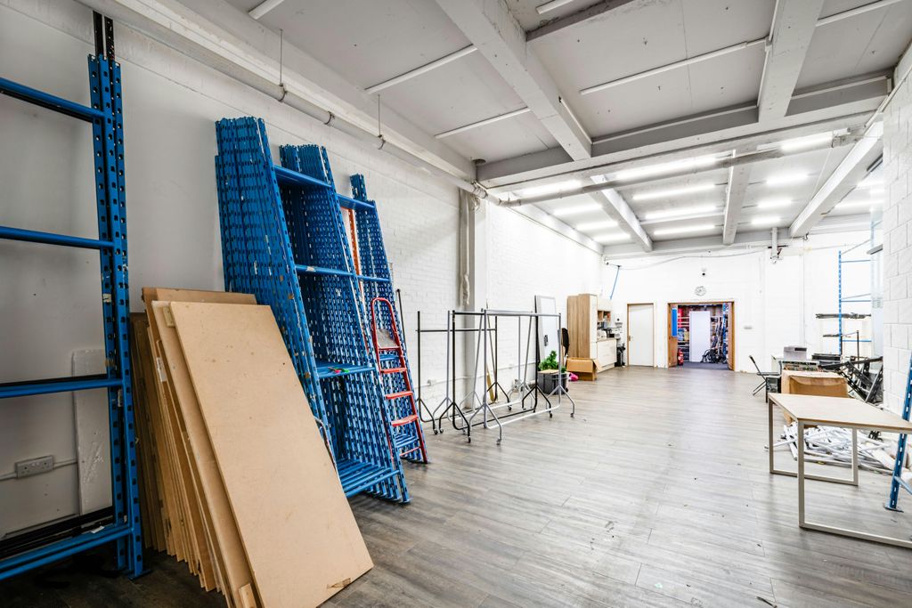 Property photo 1 of 18 Plumbers Row 18 U3 - Low Res 1.Jpg