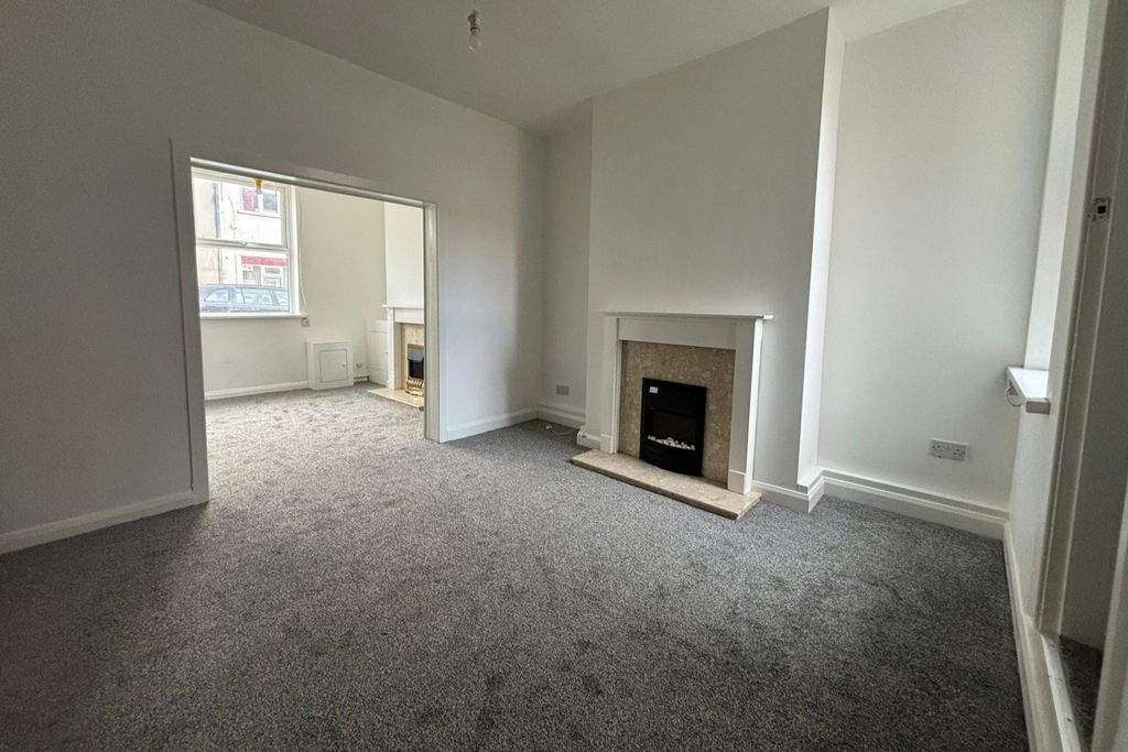 Property photo 3 of 8 Dining Room