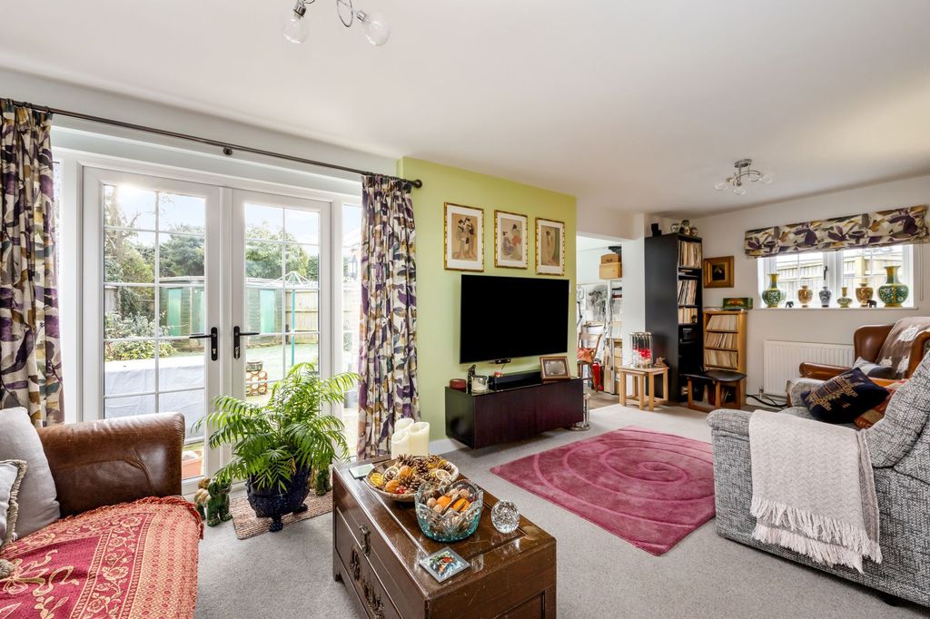 Property photo 3 of 22