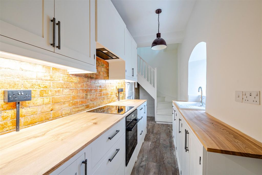 Property photo 3 of 24 1382241-28-691c50A6091Fb.Jpg