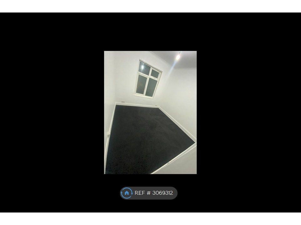 Property photo 2 of 3