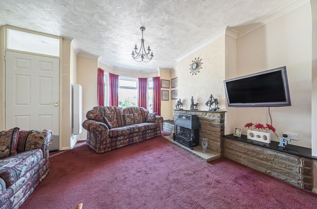 Property photo 2 of 14 1488517-20-6A4E18...