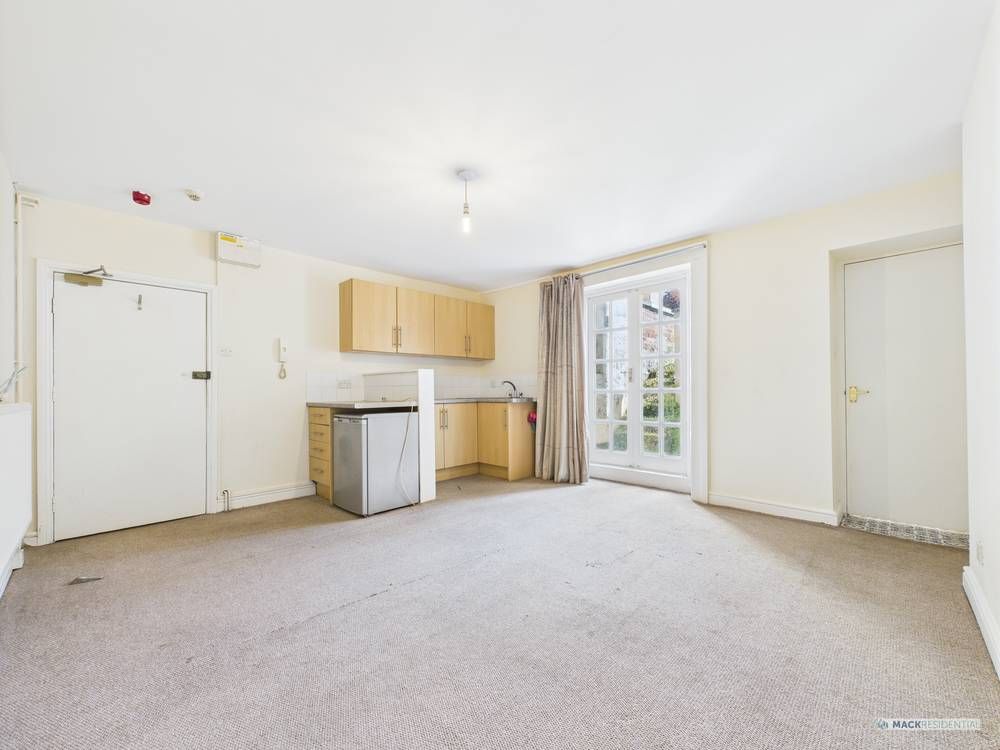 Property photo 3 of 4