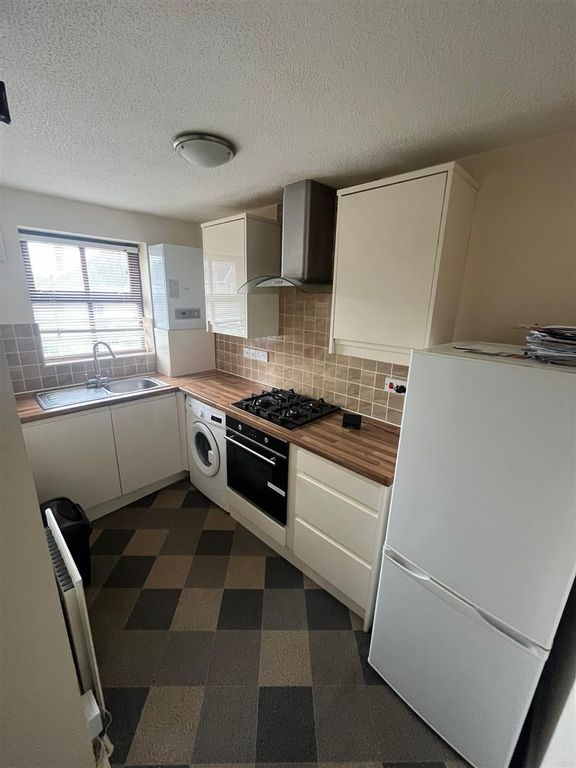 Property photo 2 of 8 445B1864-c19d-45B4-Bdef-B4B1B1c973Fd.Jpeg