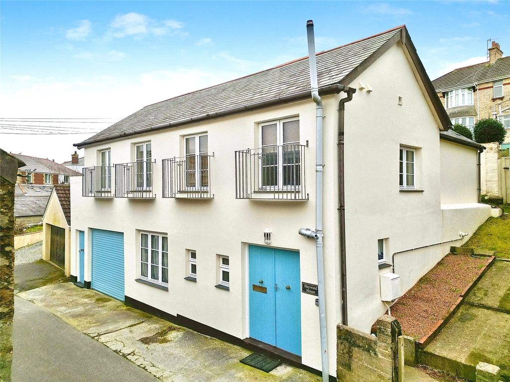 Property photo 1 of 15 Picture No. 12