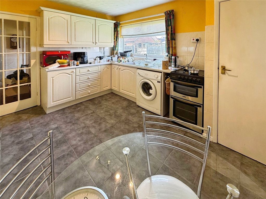 Property photo 3 of 13 Kitchen-Diner