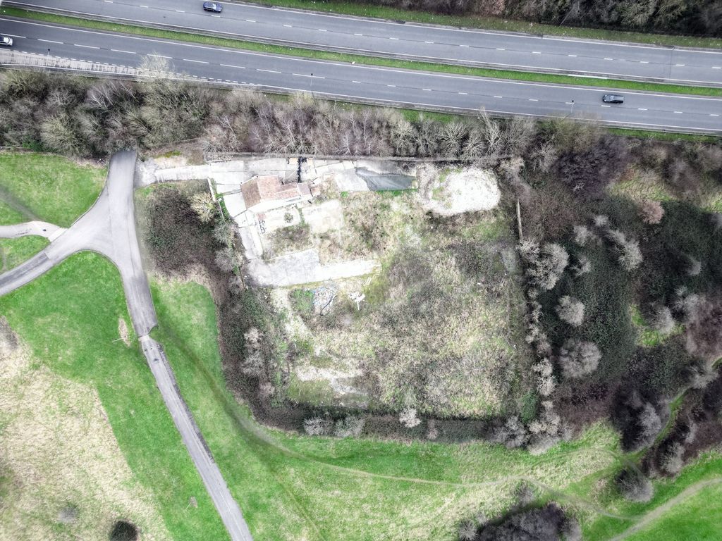 Property photo 2 of 9 Picture No. 09