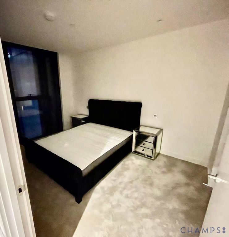 Property photo 3 of 6 Gallery