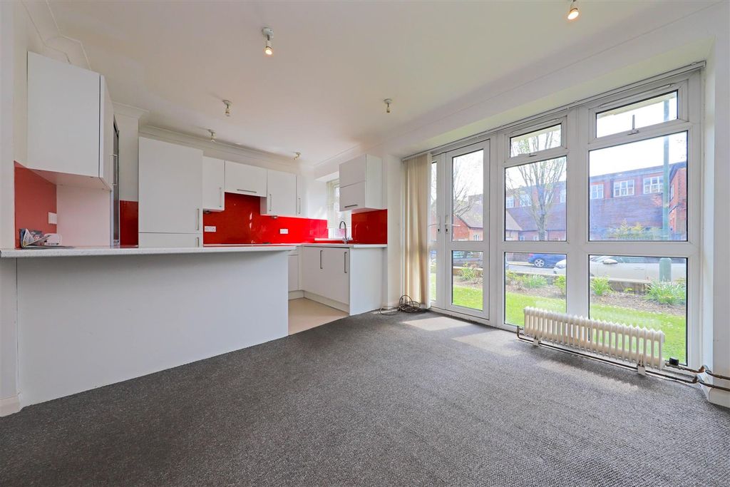 Property photo 2 of 15 Nicholas James Dolphine Kitchen 3.Jpg