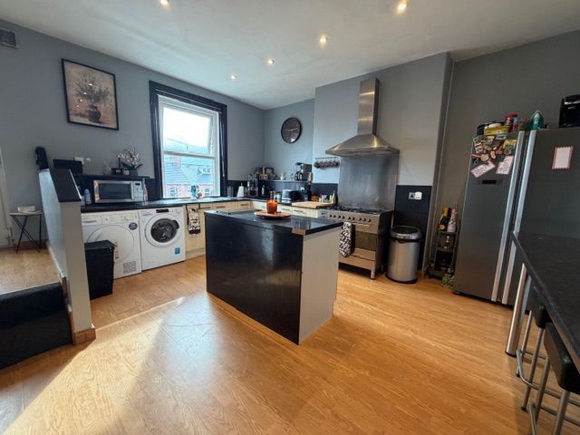 Property photo 3 of 13 Photograph 3