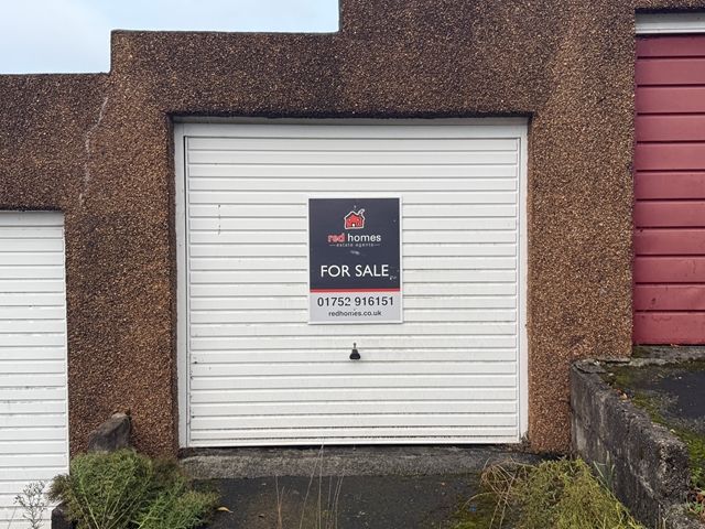 Property photo 1 of 2