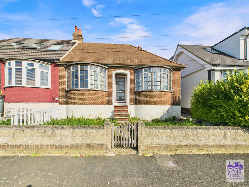 Property photo 1 of 10 Cam04098G0-Pr0106-Still011.Jpg