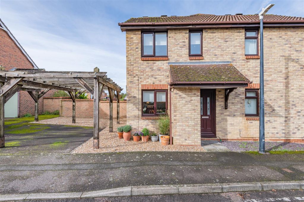 Property photo 1 of 9 8625416-Exterior01.Jpg