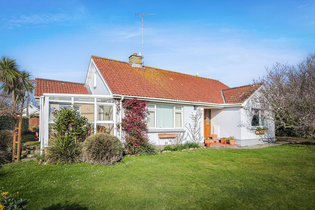 Property photo 1 of 19 Photo 0