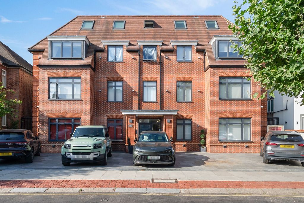 Property photo 2 of 12