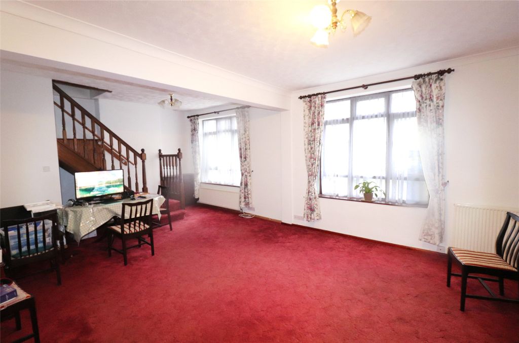 Property photo 2 of 12 Picture No. 05