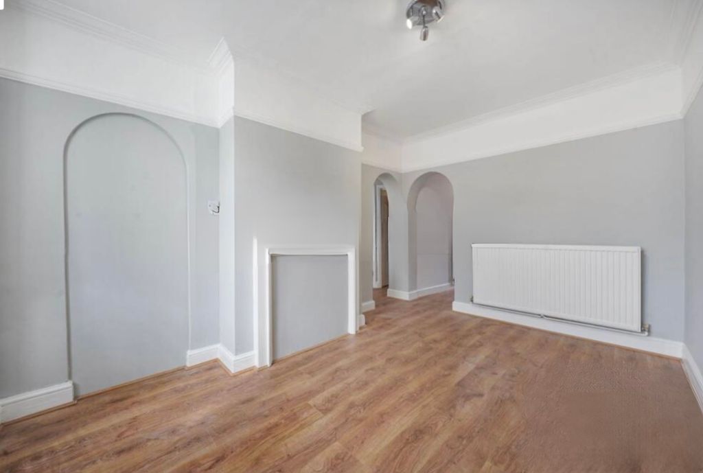 Property photo 1 of 6 Img_0855