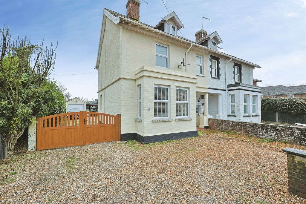 Property photo 1 of 22