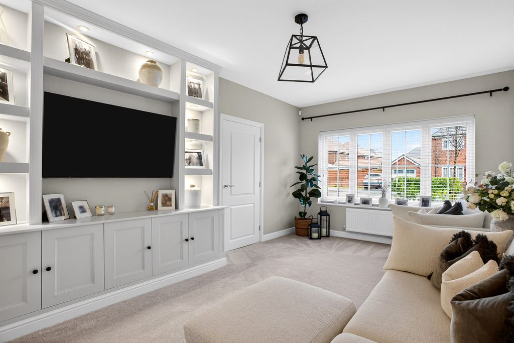 Property photo 2 of 19