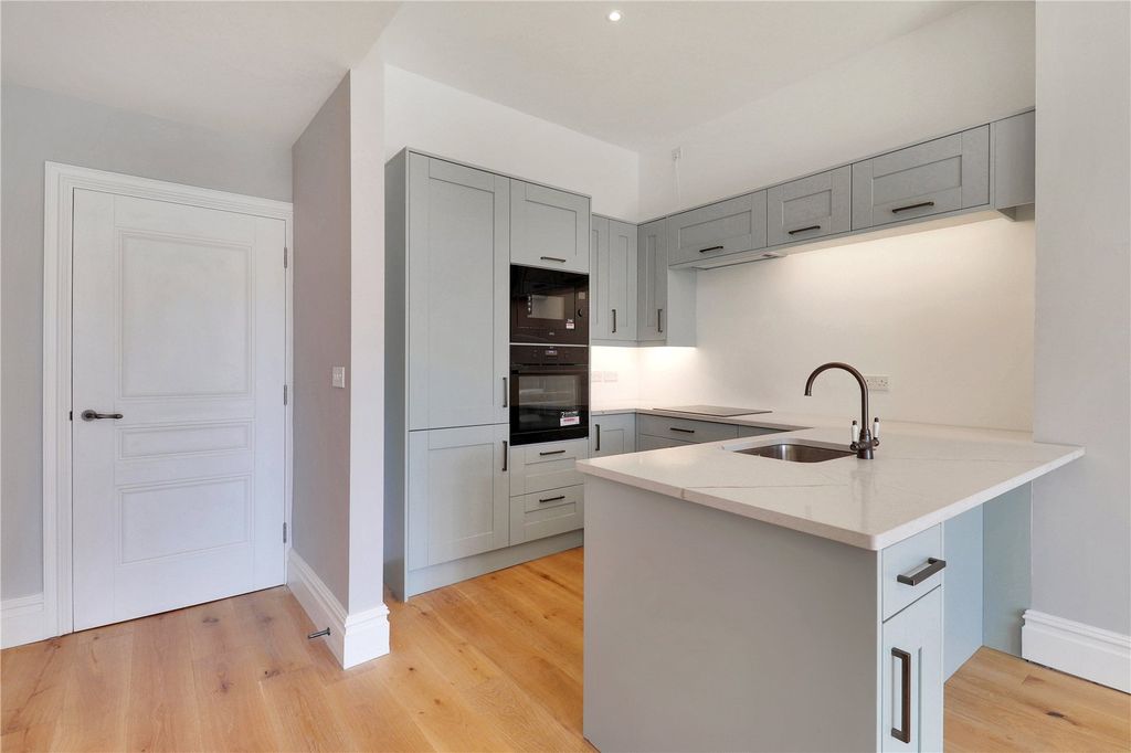 Property photo 2 of 12 Kitchen