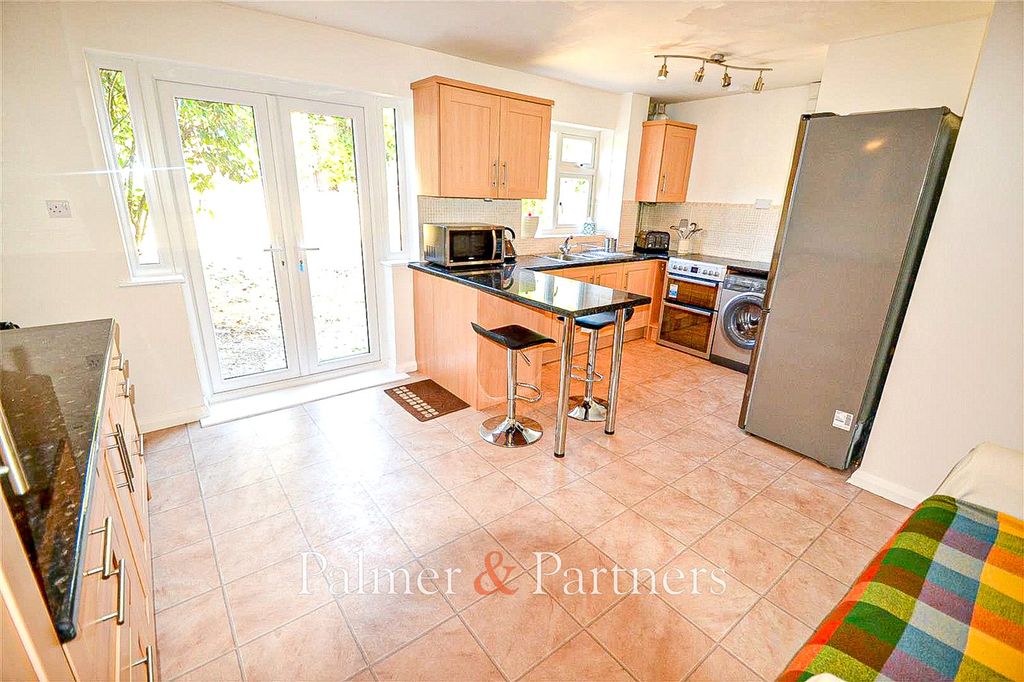 Property photo 3 of 10 Reception/Diner
