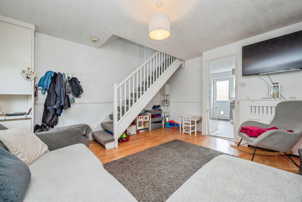 Property photo 3 of 17