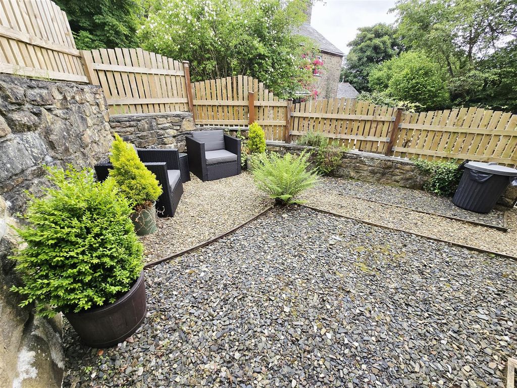 Property photo 3 of 20 Garden
