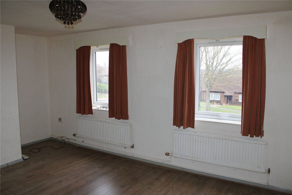 Property photo 3 of 10 Picture No. 08
