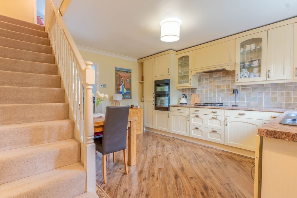 Property photo 3 of 32 Picture No. 07