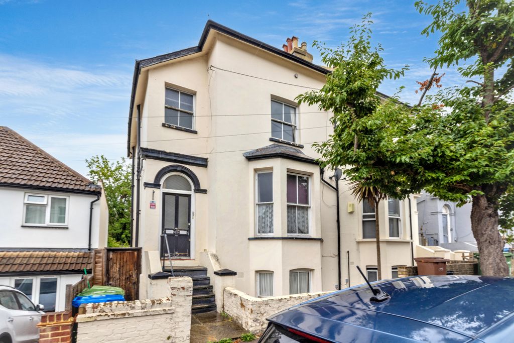 Property photo 1 of 21 19A Colby Road, Norwood, London, Se19 1Ha