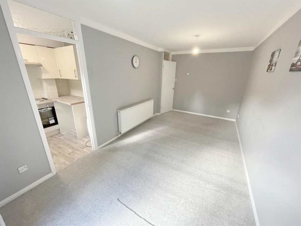 Property photo 3 of 8 Lounge View 2