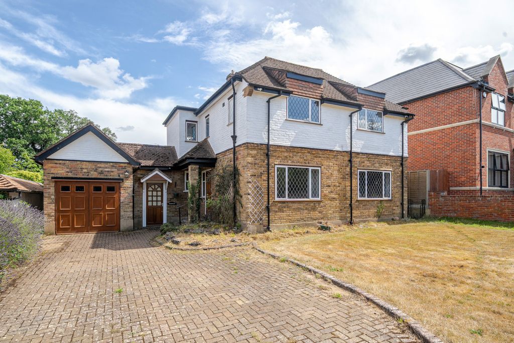 Property photo 1 of 19 1327764-10-687E4F...