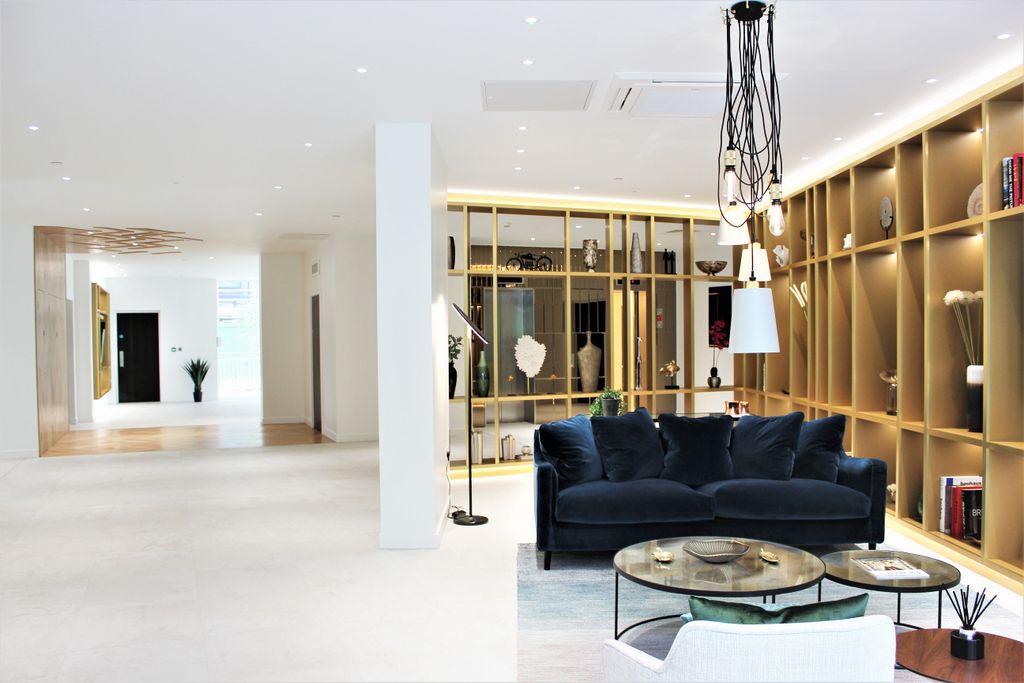 Property photo 2 of 19