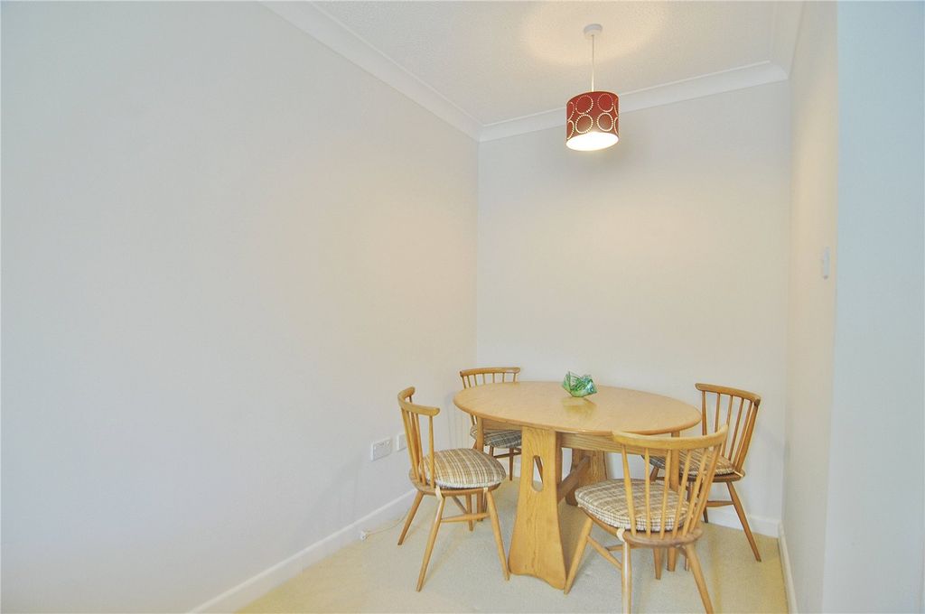 Property photo 3 of 9 Picture No. 06