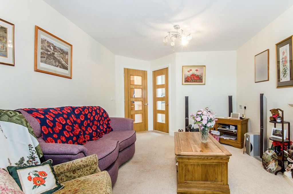 Property photo 3 of 11