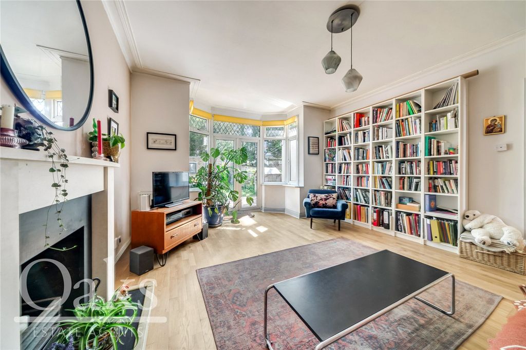 Property photo 2 of 12 Picture No. 05