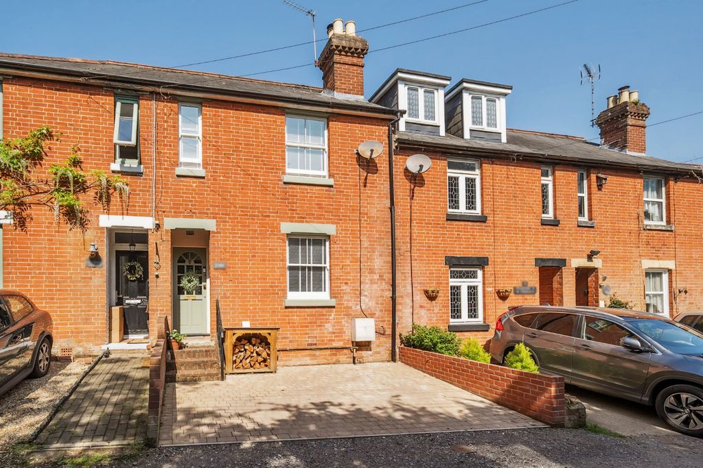 Property photo 1 of 12 Picture No. 27