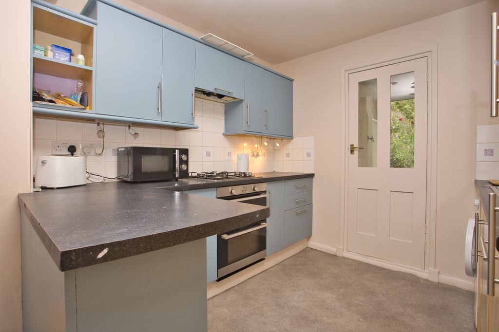 Property photo 3 of 11 Picture 3